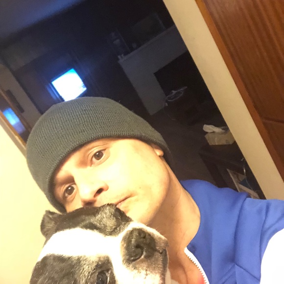 Meet your Posher, Chris - Picture 3 of 3